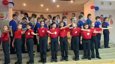 В 118 школе открылся фестиваль, посвященный народам Российской Федерации