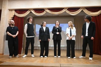 � ������ ������������� ����� ��������� ������� �� ���� ������: � 33 �����-��������� ���� ������������ ��������� ������� � �������� � ���������� �� ������, ������������ �� ���������� ��� ������. ����� ����� ��������� ��������� ������� � ����� ����� ����